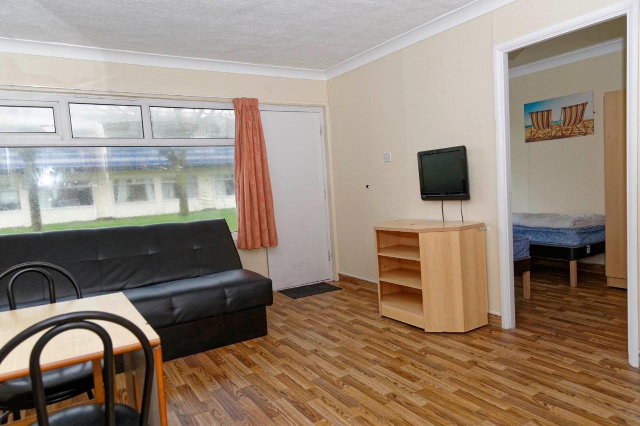 Pontins - Camber Sands Holiday Park Экстерьер фото